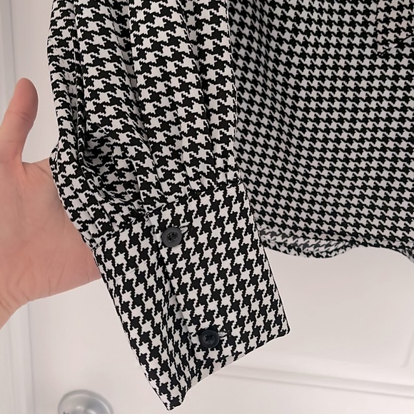 Houndstooth Chiffon shirt - Picture 5 of 5